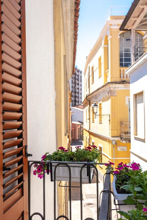 Reef Suites Ольбія Екстер'єр фото