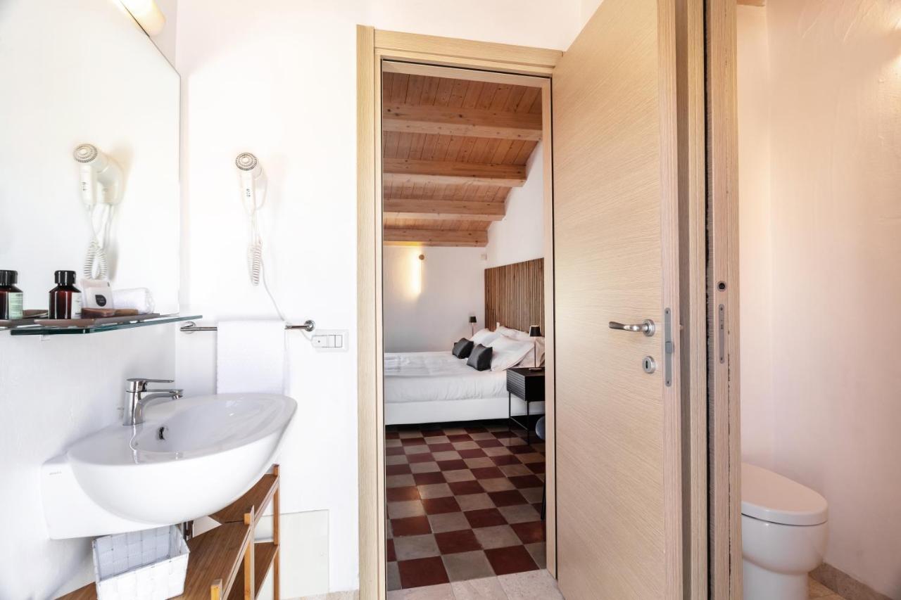 Reef Suites Ольбія Екстер'єр фото